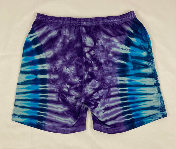 Men’s/Unisex Purple/Blue Tie-Dyed Shorts, XL (36)