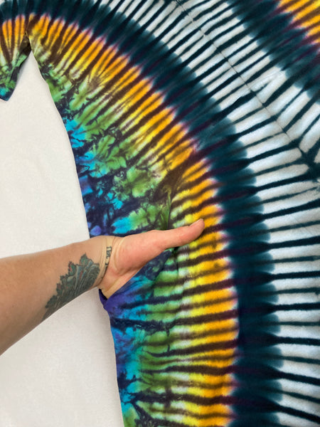 Women’s Gray/Rainbow Tie-dyed Curvy Pocket Dress, L