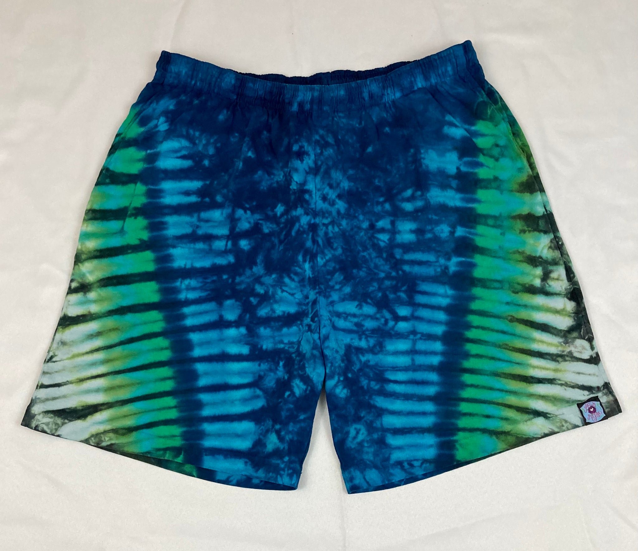 Men’s/Unisex Blue Green Tie-Dyed Shorts, 2XL (38)