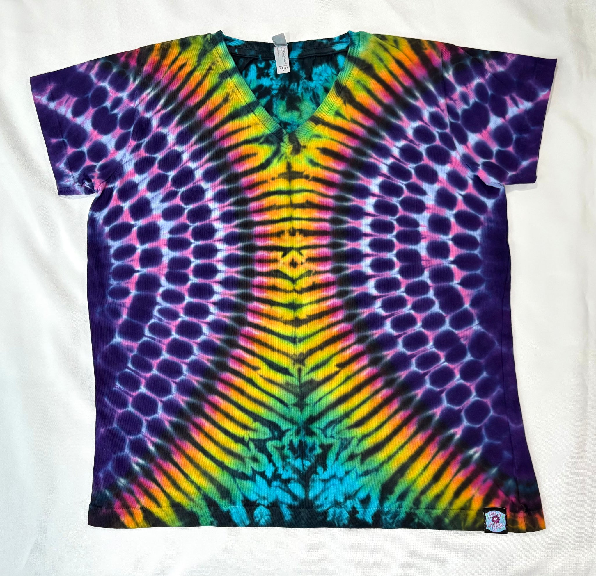 Ladies Pink/Purple/Rainbow Tie-dyed V-Neck Tee, L