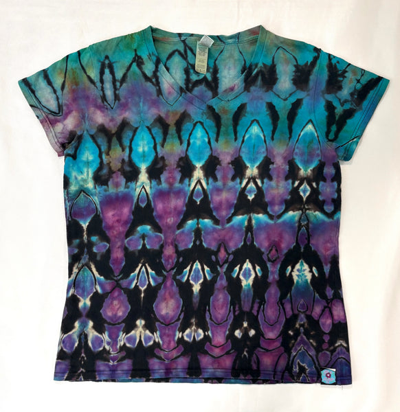 Women's Blue/Purple Arrows Reverse Tie-dye V-neck, M