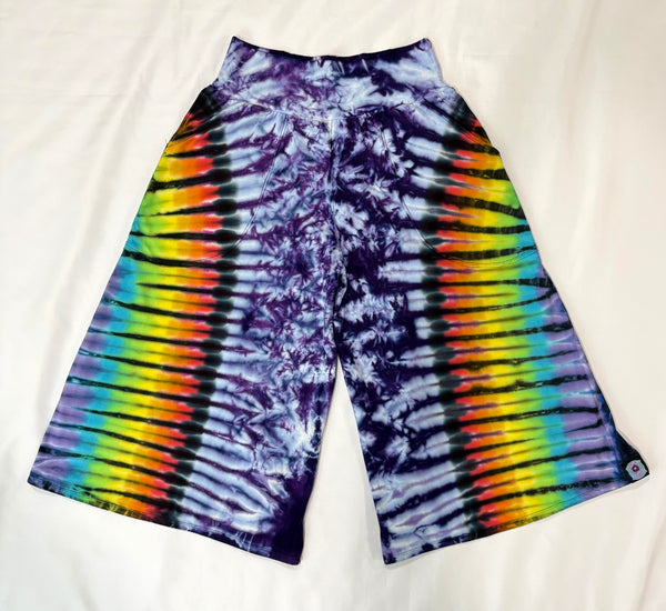 Ladies Purple/Rainbow/Black Gaucho Shorts w/ pockets, L