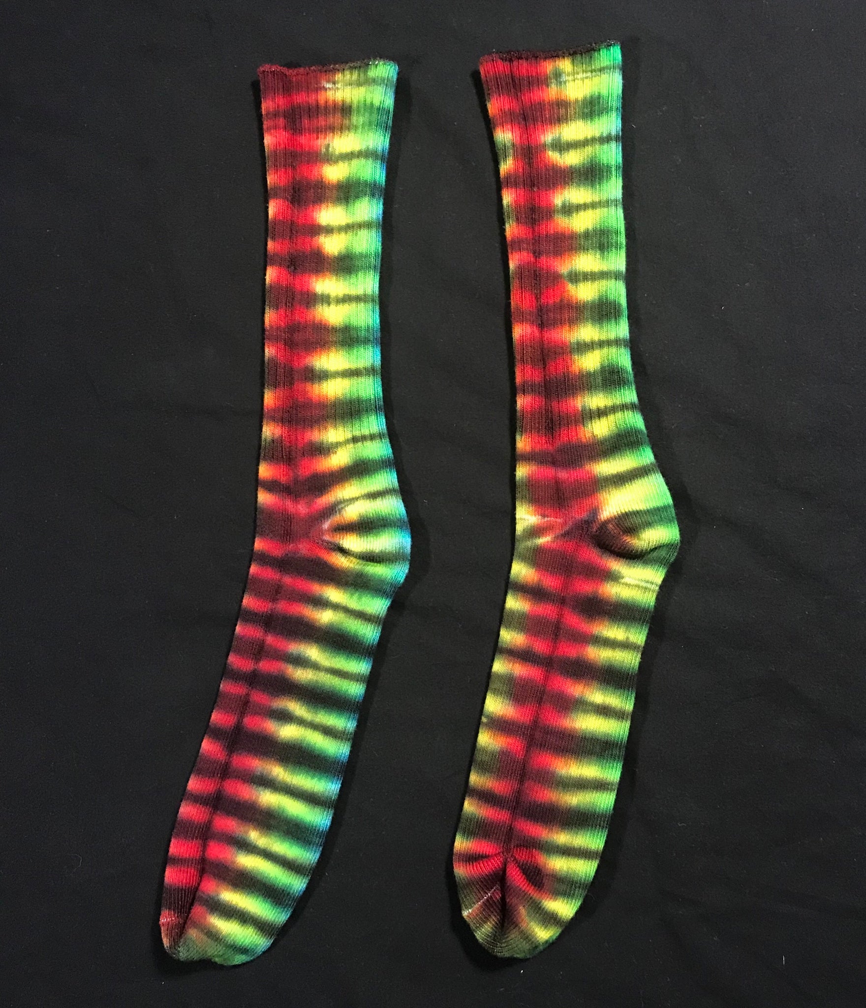 Adult Rainbow Black Tie-Dyed Bamboo Socks, 11-13