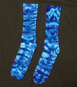 Adult Blue Crush Tie-Dyed Bamboo Socks, 9-11