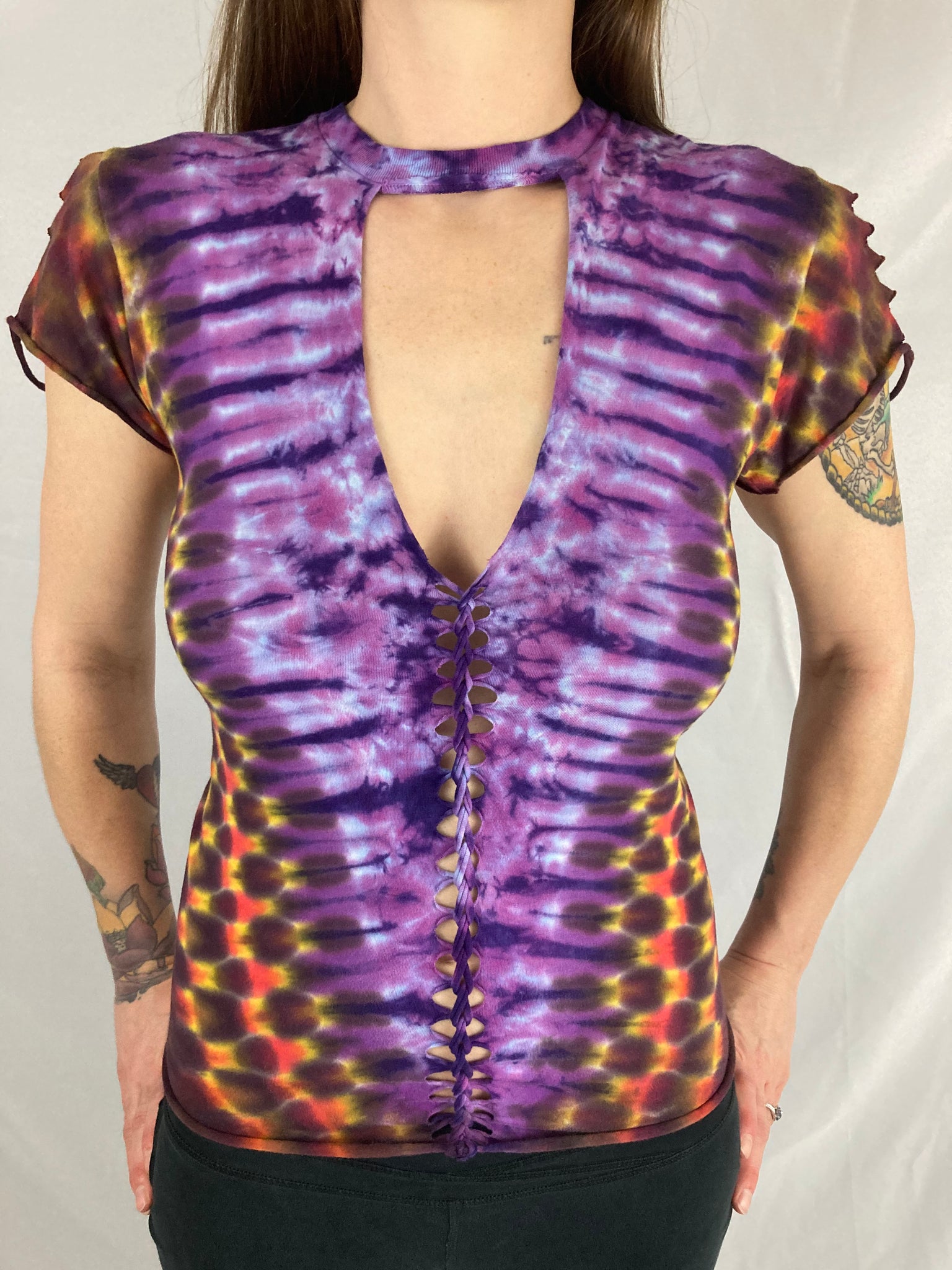 Ladies Purple Sunset Snipped Tee, S/M