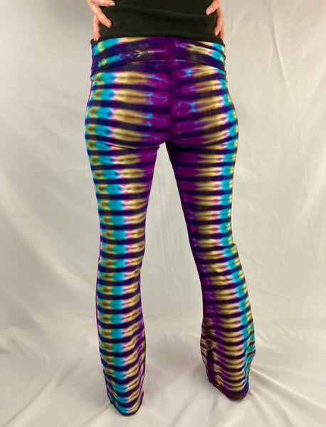 Women's Earthy Beach Vibes Tie-Dyed Yoga Pants, S