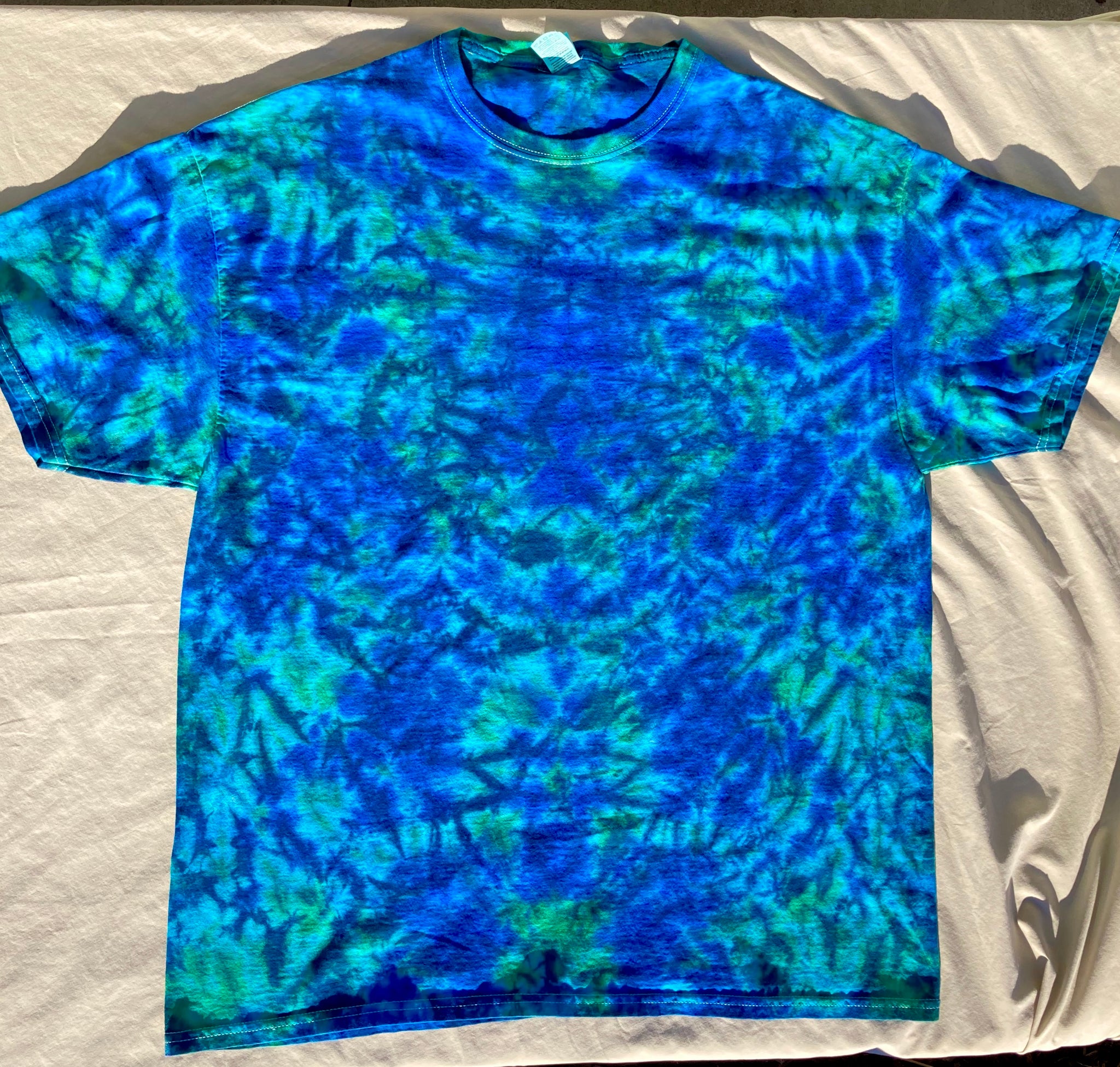 Adult Blue/Green Tie-Dyed Tee, XL