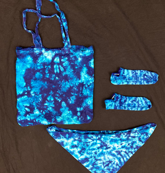 Holiday Tie-dyed Gift Bags