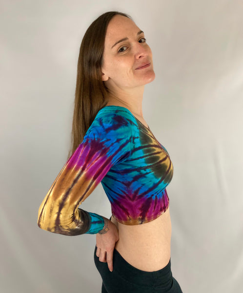 Women's Beach Vibes Tie-Dyed Long Sleeve Crop Top, M & XL