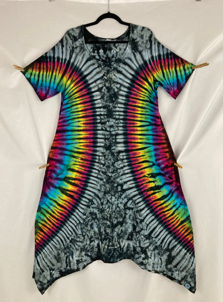 Women’s Gray Rainbow Tie-dyed Curvy Pocket Dress, 2X