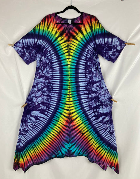 Women’s Purple Rainbow Tie-dyed Curvy Pocket Dress, 3X