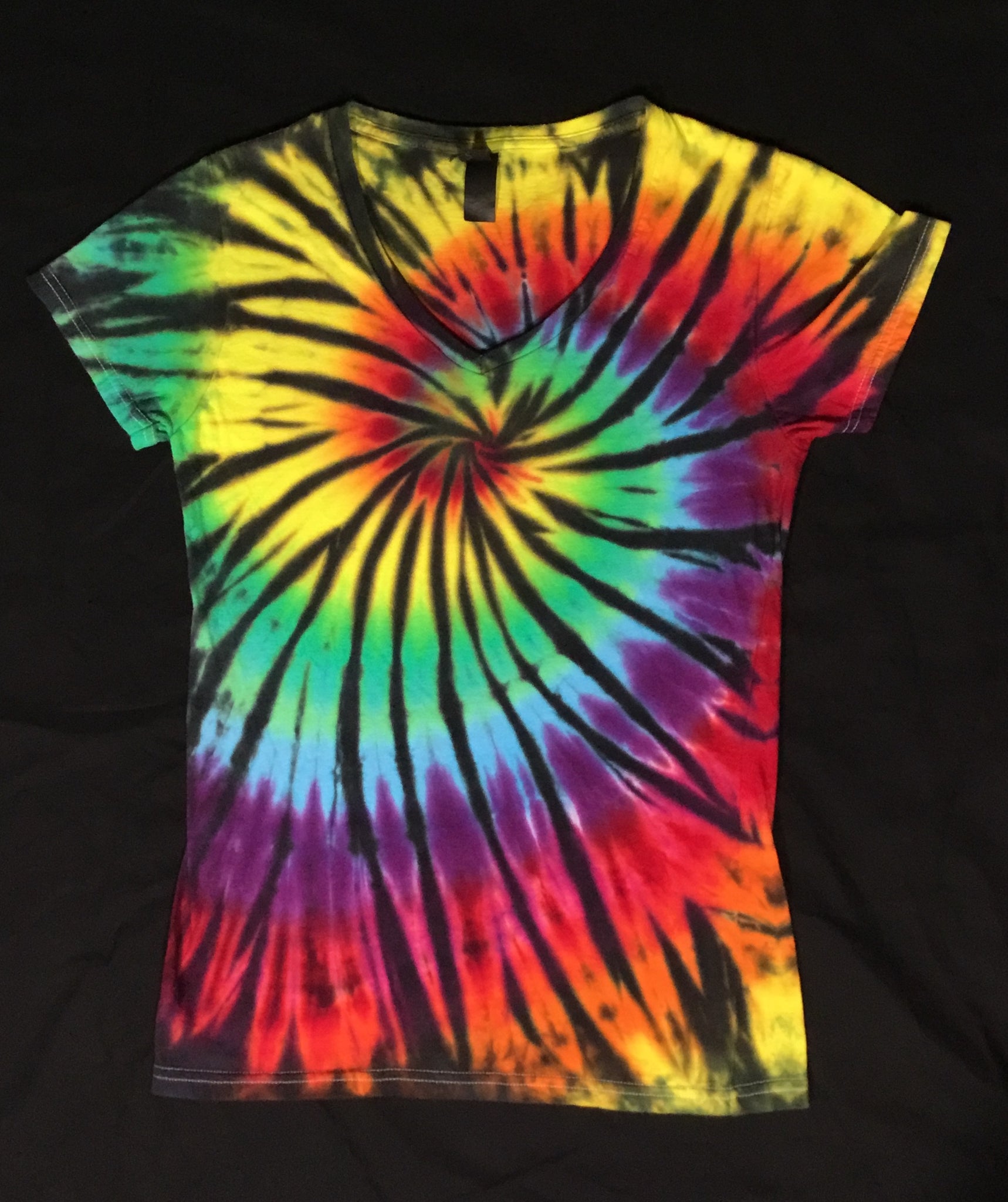 Women's Rainbow Spiral Tie-dyed V-Neck Tee, S