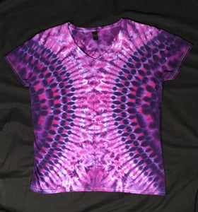 Women's Amethyst/Purple Hourglass Tie-dyed V-Neck Tee, XL