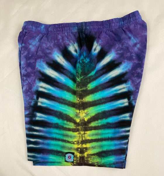 Men’s/Unisex Purple/Black Tie-Dyed Shorts, M (32)