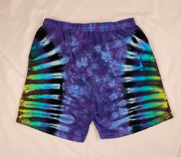 Men’s/Unisex Purple/Black Tie-Dyed Shorts, M (32)
