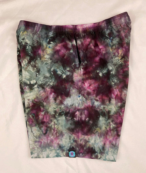 Men’s/Unisex Gray/Black Cherry Ice-Dyed Shorts, 2X (38)