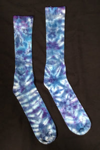 Adult Blue/Gray Crinkle Tie-Dyed Bamboo Socks, 11-13