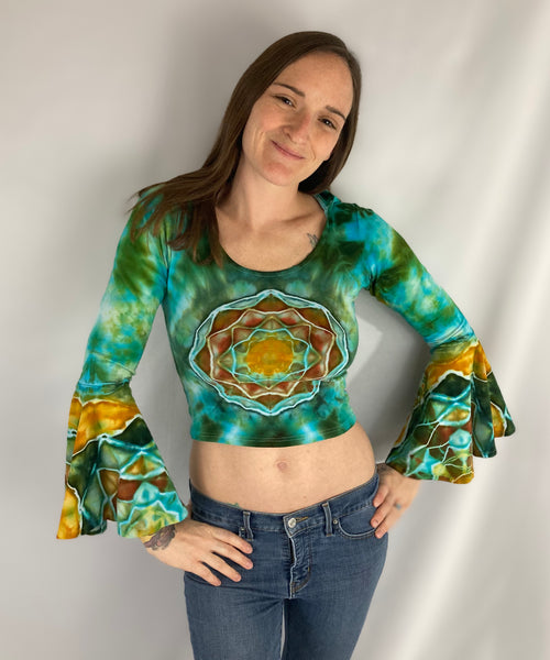 Women’s Earthy Green Mandala Ice-Dyed Bell Sleeve Crop Top, S/M
