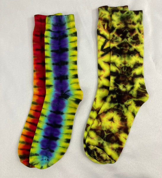 Adult Yellow/Rainbow Black Tie-Dyed Bamboo Socks, 2 pack