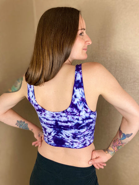 Women's Ice Heart Crush Tie-Dyed Crop Top, M