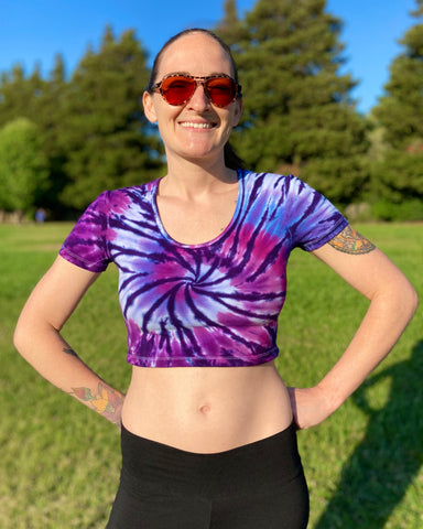 Women's Purple Spiral Tie-Dyed Short Sleeve Crop Top, L