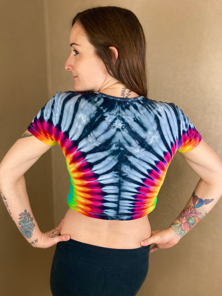 Women's Gray Rainbow Tie-Dyed Short Sleeve Crop Top, S