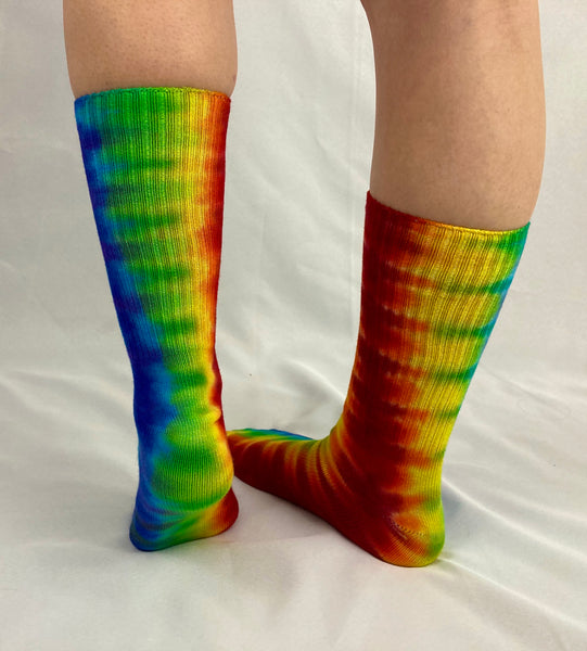 Adult Rainbow Tie-Dyed Bamboo Socks, 9-11