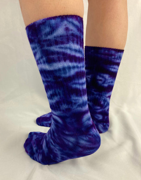 Adult Purple Tie-Dyed Bamboo Socks, 9-11