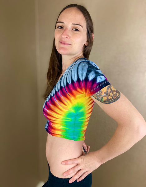 Women's Gray Rainbow Tie-Dyed Short Sleeve Crop Top, S